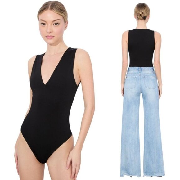Alice‎ + Olivia Bodysuit Women Small Black V Neck Back Zip Marley Air Whimsigoth - Picture 1 of 9